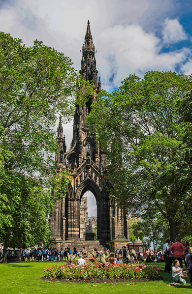 The Scott Monument - New Town di Edimburgo